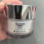 Eucerin Q10 Revitalize Daily Cream - Crema Hidratante Anti-Arrugas con Coenzima Q10 y Biotina, Sin Fragancia, Para Todo Tipo de Piel photo review